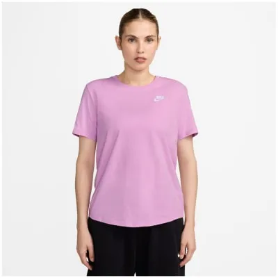 Nike Sportswear Club Essentials Damen T-Shirt kaufen